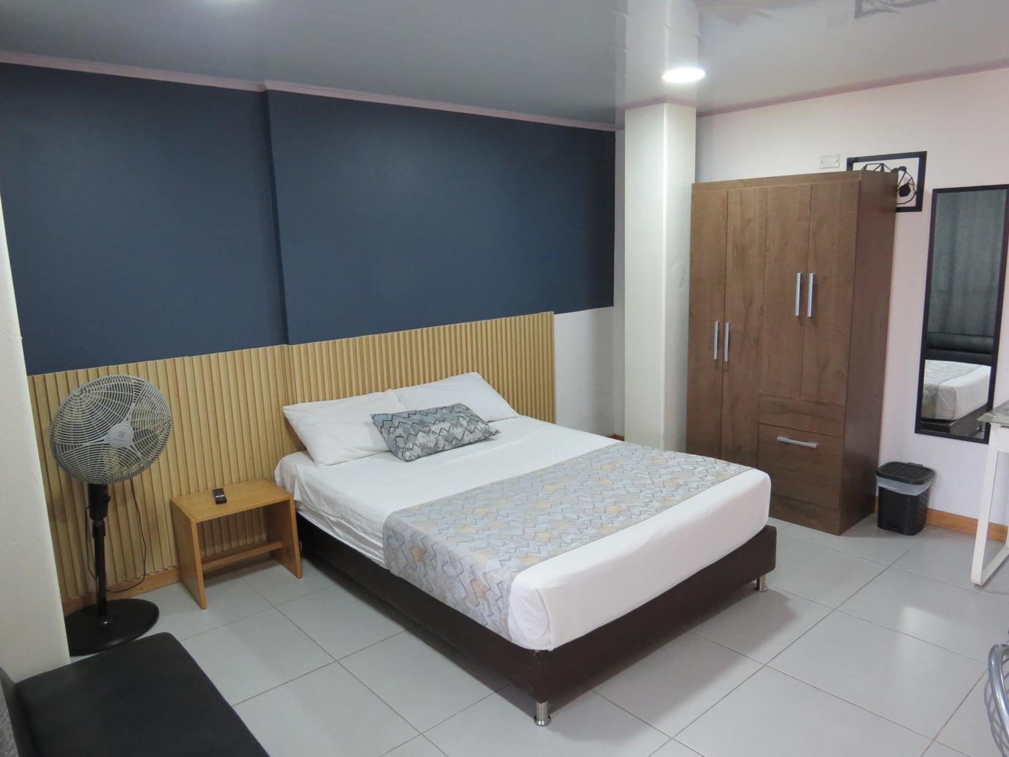 Hotel A & A Santa Alejandria Medellin Exterior photo