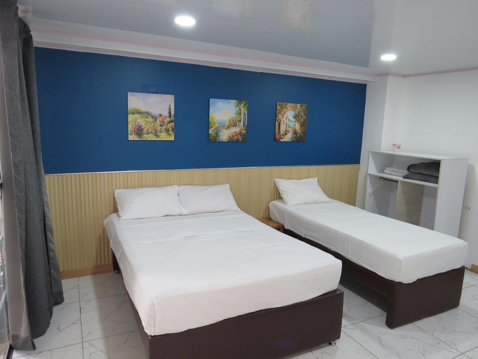 Hotel A & A Santa Alejandria Medellin Exterior photo